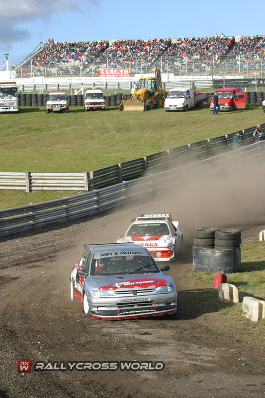 Rallycross World | Brands-Hatch-John-McCluskey-Peugeot-306-Pat-Doran-Ford-RS200