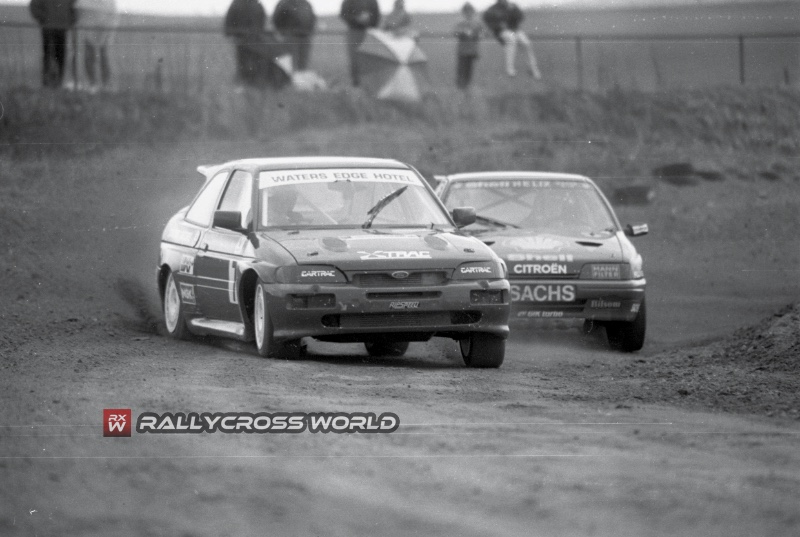 allycross-World-FIA-Rallycross-_-Barry-Squibb_Ford-Escort_Horn-Fuglau-AUT_1993_