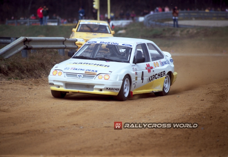 Rallycross-World-FIA-Rallycross-_-Martin-Schanche_Ford-Escort_Horn-Fuglau-AUT_1993_